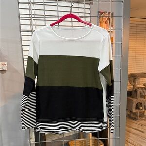 Color Block Long Sleeve Top